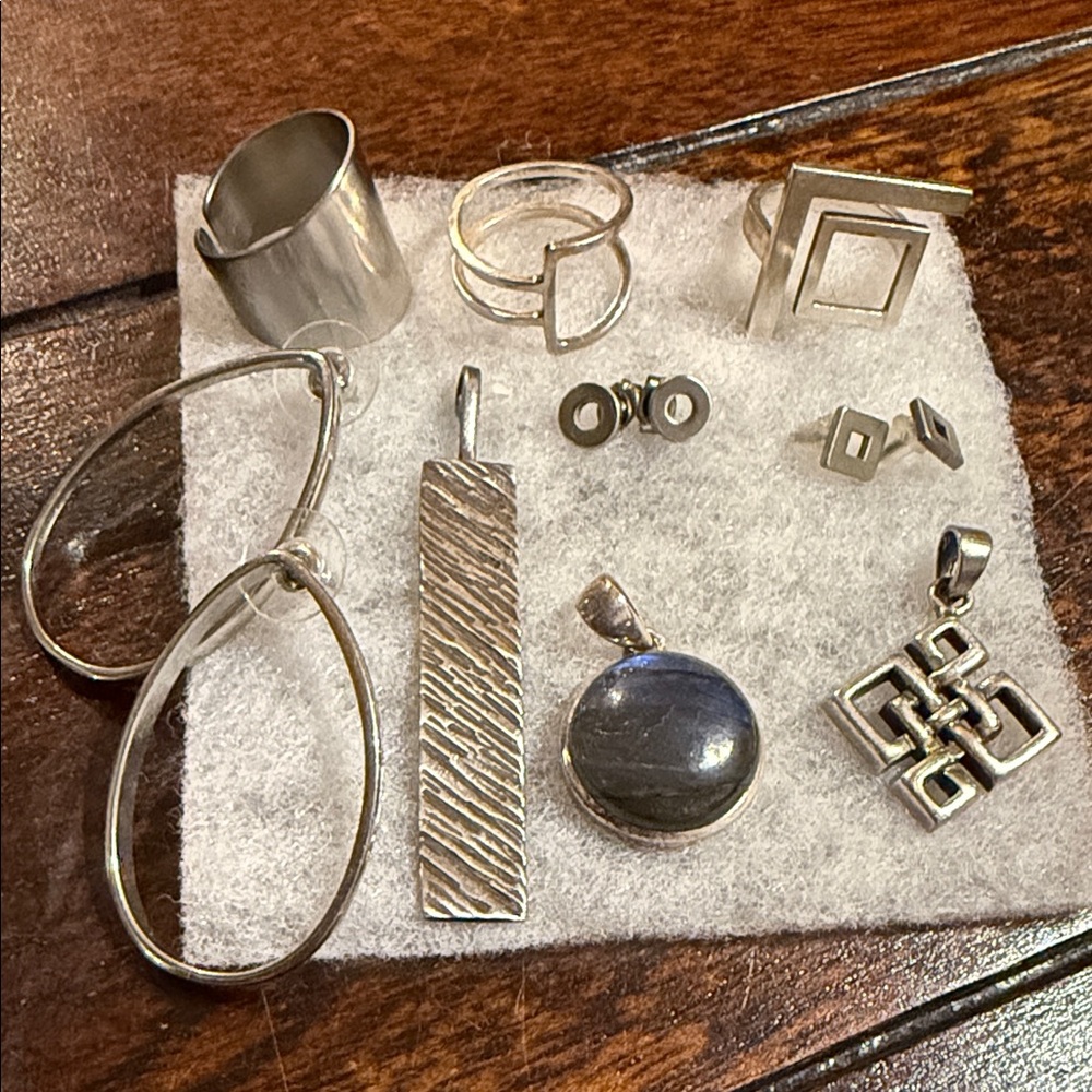 Stylish Silver Jewelry Collection